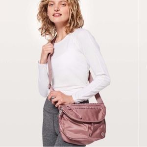 Lululemon Festival Bag 🍋